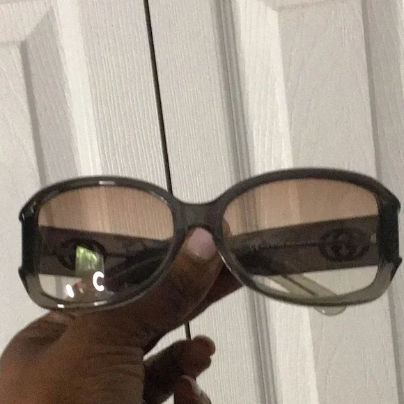 Gucci Ladies Sunglasses As Is Scratches On Lenses Added Case -As Is - Picture 9 of 10